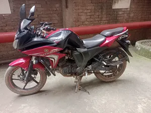 Yamaha YZF-R 2014 Red