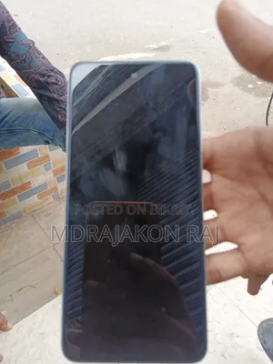 Tecno Spark Go ৬৪ জিবি সিলভার