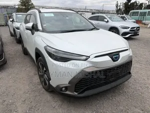 New Toyota Corolla Cross 2021 White