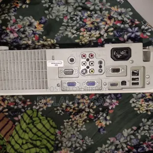 Projector Hitachi