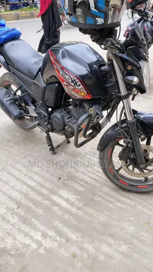 ইয়ামাহা এফজেড ২০১৩ কালো