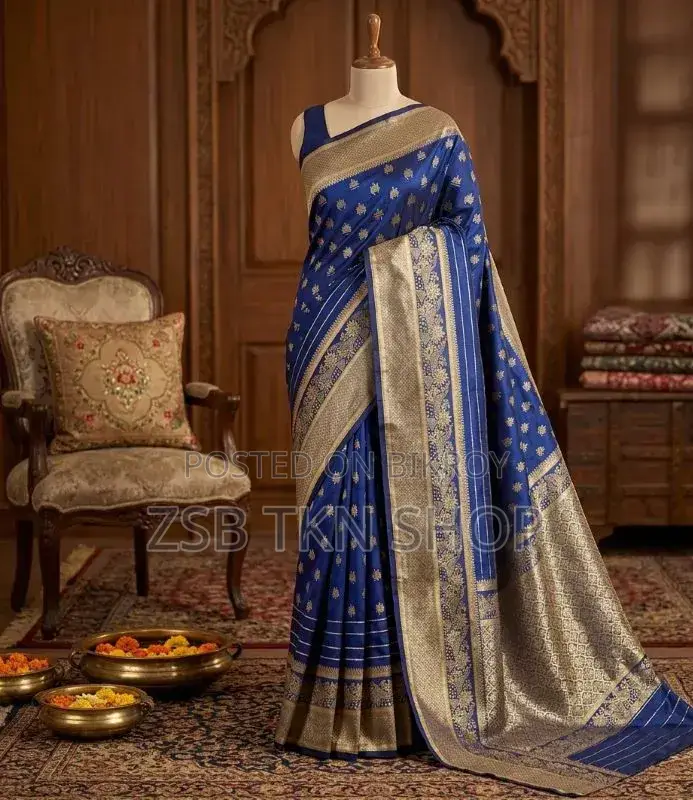Golden Royal Kanchipuram Silk Saree and Blouse Piece