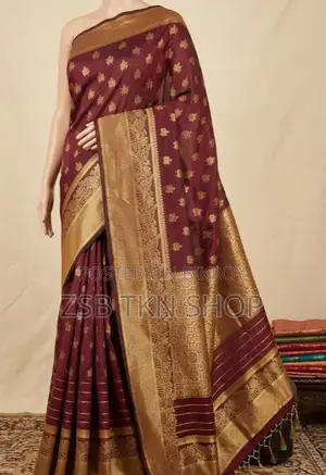 Golden Royal Kanchipuram Silk Saree and Blouse Piece
