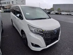 Toyota Esquire 1.8 Front Wheel Drive Hybrid (7 Seater) 2021 Pearl