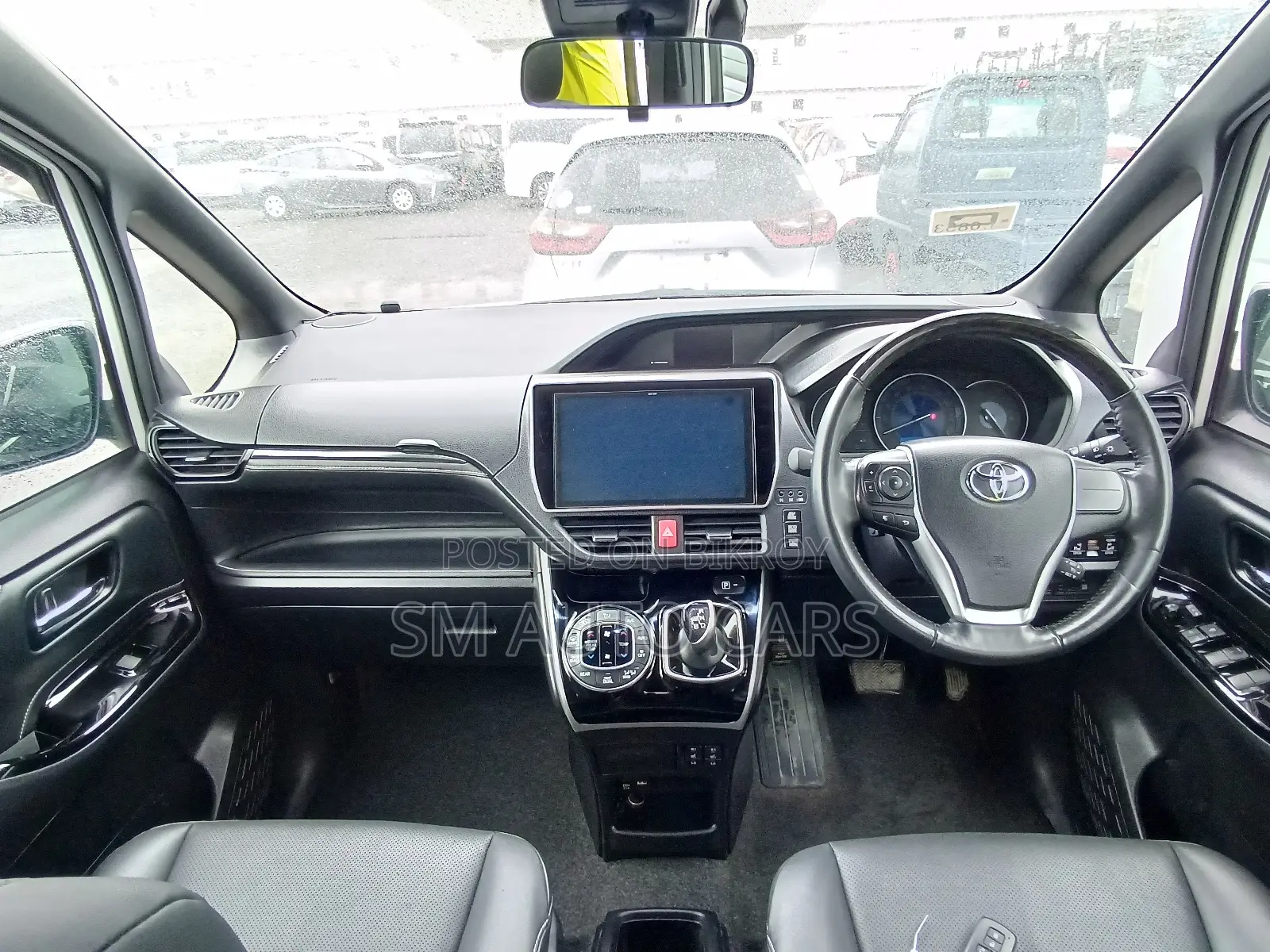 Toyota Esquire 1.8 Front Wheel Drive Hybrid (7 Seater) 2021 Pearl