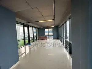 মহখালীর প্রধান অবস্থানে ভাড়ার জন্য বিখ্যাত বাণিজ্যিক ভবনের অফিস স্পেস