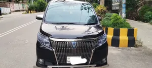 Toyota Esquire 2017 Black