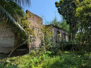 বোয়ালিয়াতে ৫ বেডরুমের বাড়ি বিক্রয় হবে