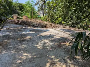 বোয়ালিয়াতে ৫ বেডরুমের বাড়ি বিক্রয় হবে