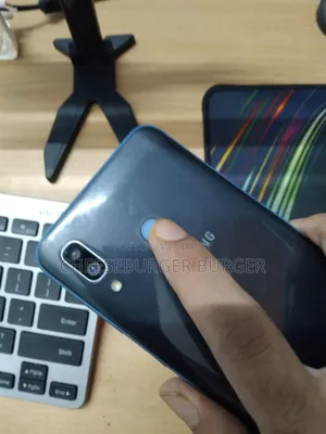 Samsung Galaxy A30 64 GB Blue