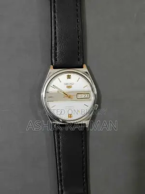 Vintage Seiko 5 Automatic (Original Chain + Leather)