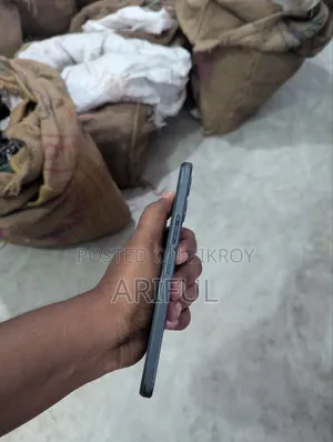 Vivo Y17s 128 GB Black