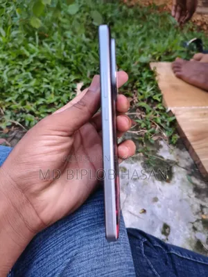 আইকিউওও জেড১০ ২৫৬ জিবি সাদা