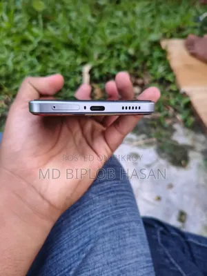 আইকিউওও জেড১০ ২৫৬ জিবি সাদা