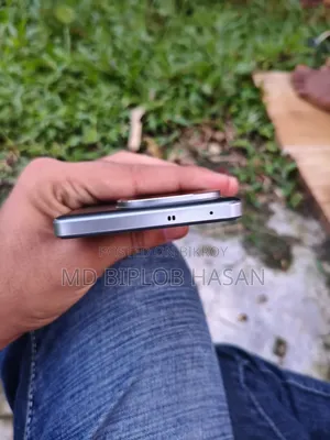 আইকিউওও জেড১০ ২৫৬ জিবি সাদা
