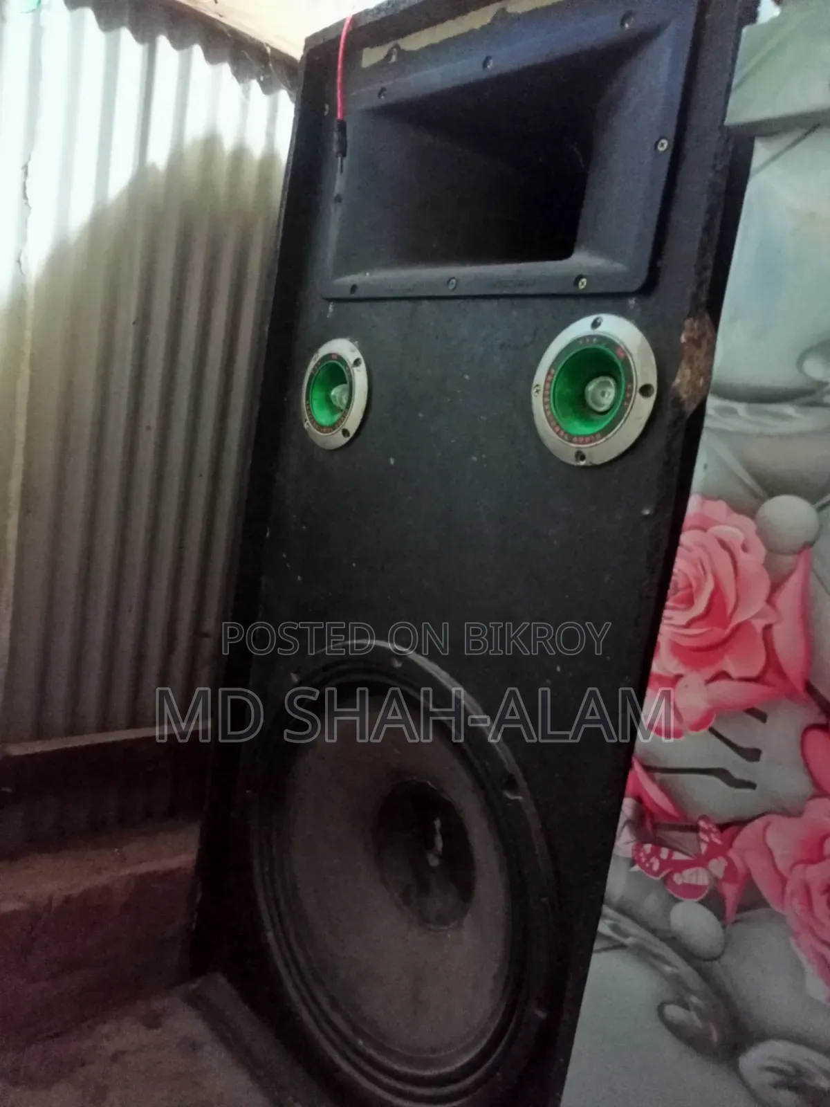 18-inch Mic 1pc, High Tweeter 2pcs, Small Tweeters with Amplifier