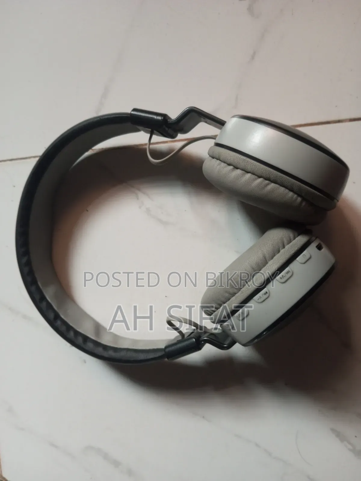JBL Headphones Ms 881a