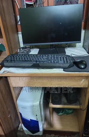 Desktop Computer 4GB Intel Core I7 HDD+SSD 1T