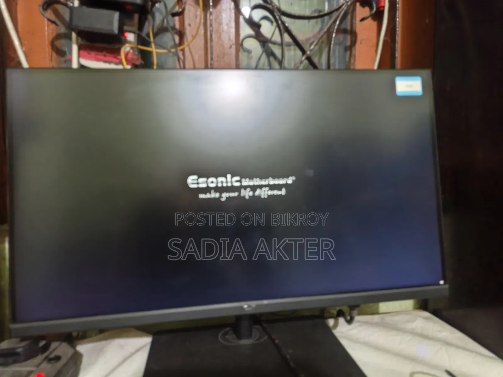 Desktop Computer 4GB Intel Core I7 HDD+SSD 1T