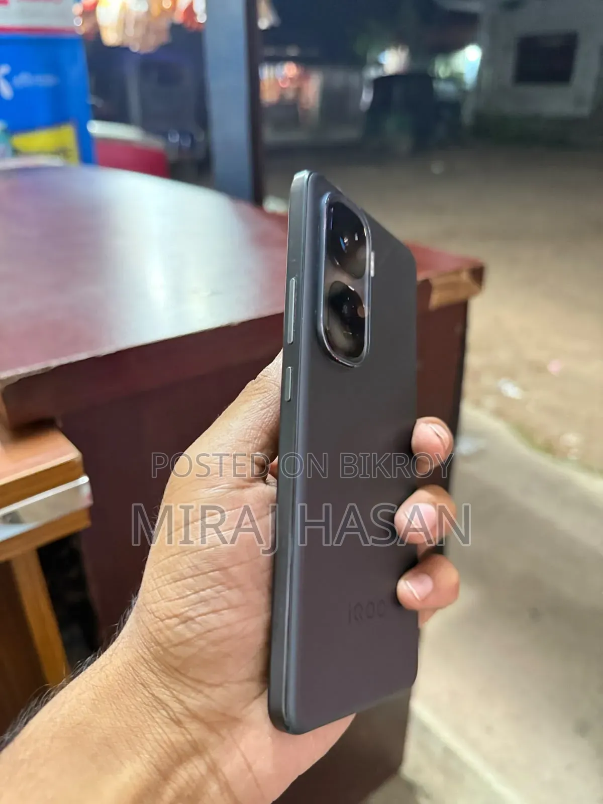 iQOO 256 GB Black