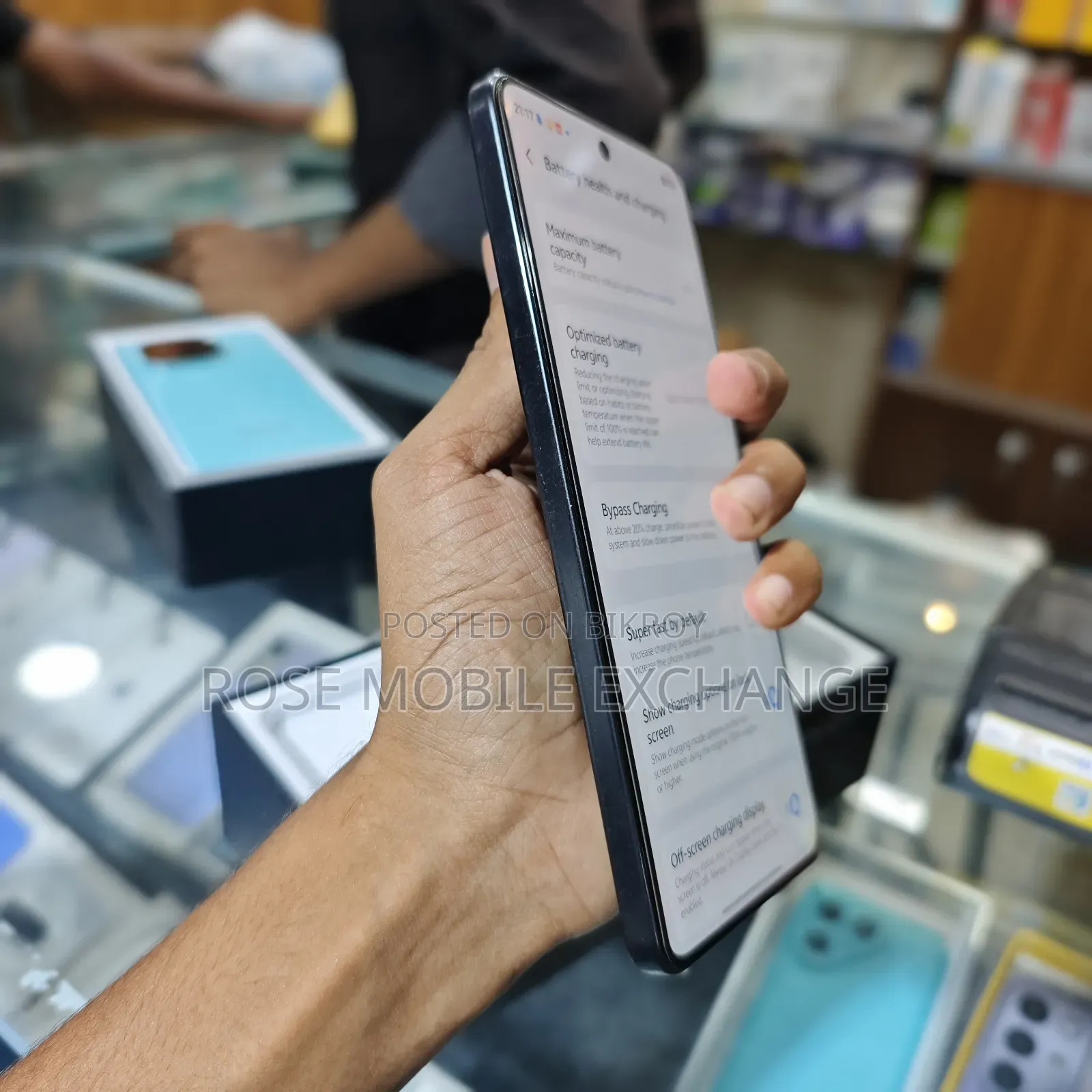 iQOO 256 GB Black