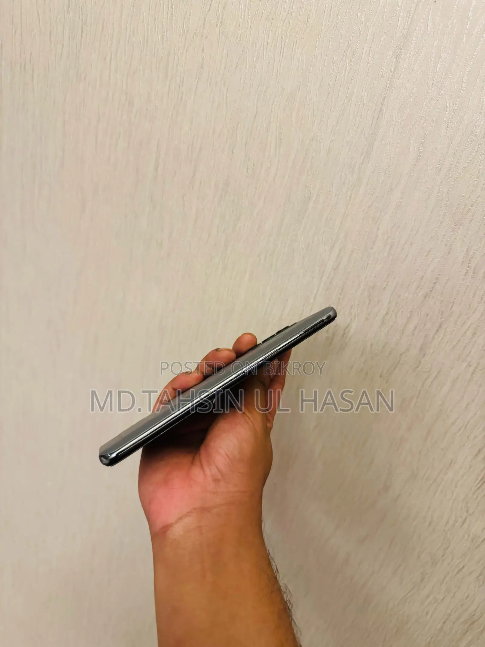 রিয়েলমি জিটি মাস্টার এডিশন ১২৮ জিবি গ্রে