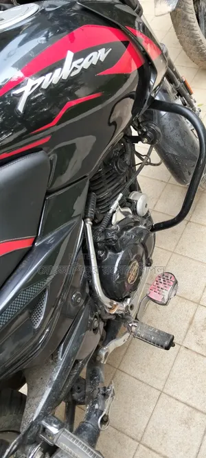 Bajaj Pulsar 150 2015 Black