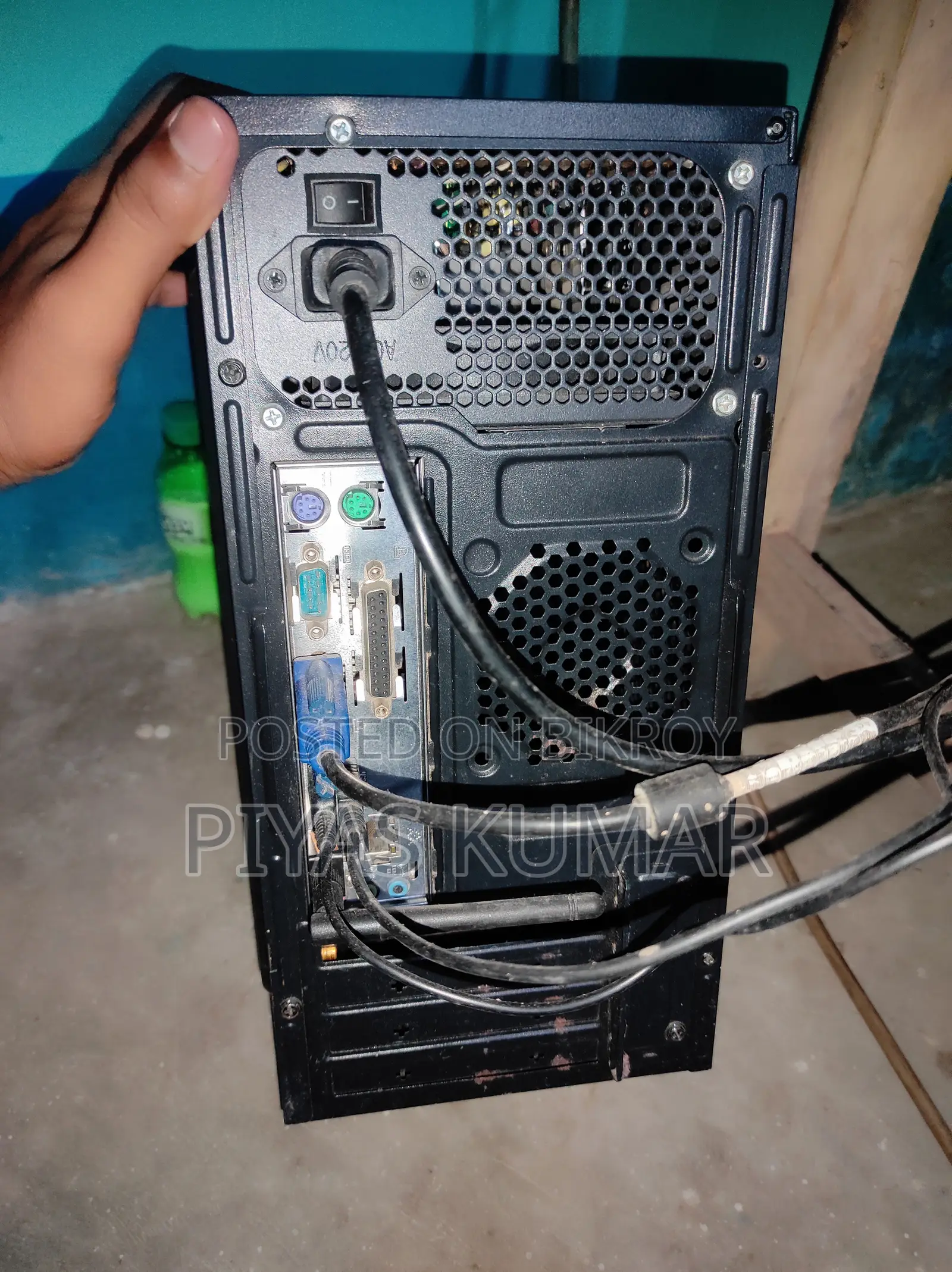 Gigabyte GA-H110MSTX-HD3-ZK 8GB Intel Core i3 SSD 512GB