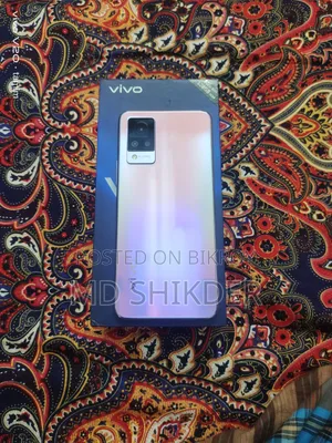 Vivo V21 128 GB Blue