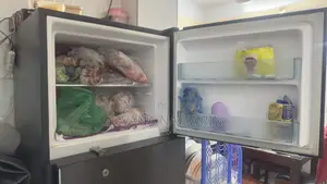 Hitachi Fridge 260 Litter