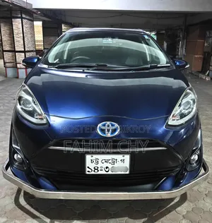 Toyota Aqua 2018 Blue