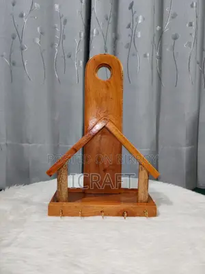 Key Holder (Wooden)