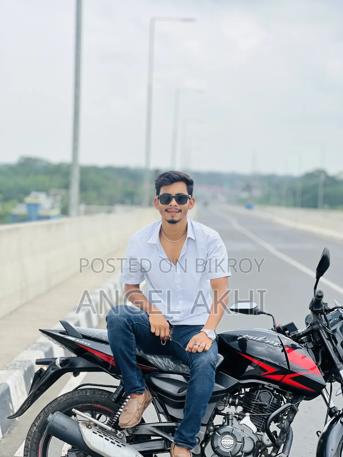 Bajaj Avenger 150 Street 2024 Black