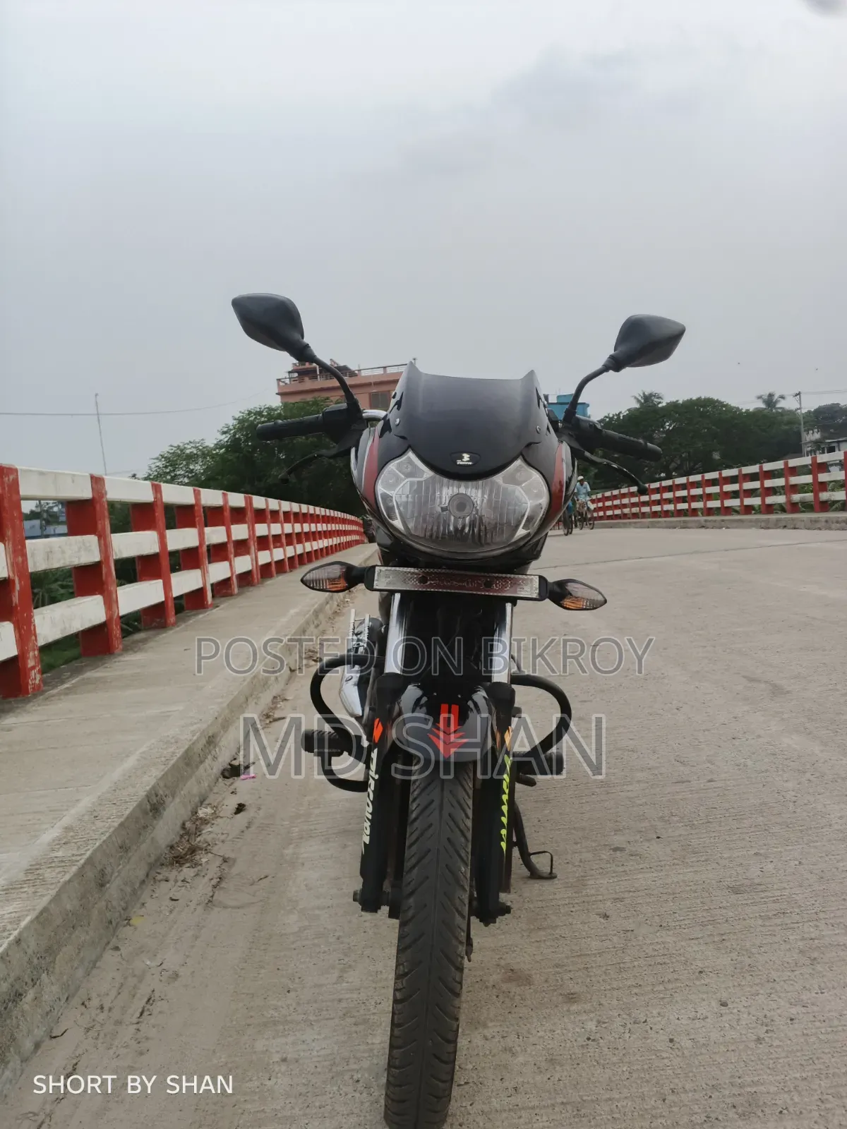 বাজাজ ডিসকভার ১১০ ২০১৮ বেইজ