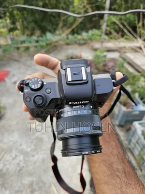 Canon M50 Mirrorless Camera