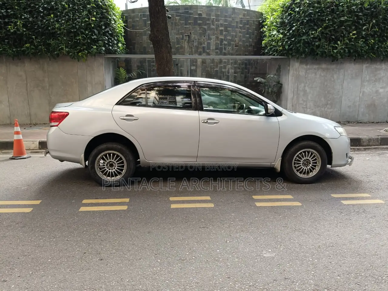 টয়োটা অ্যালিয়ন ২০১০ সিলভার