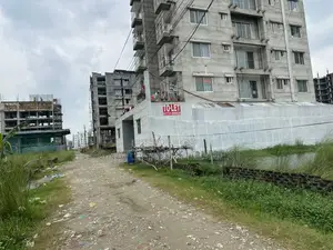 ব্লক-কে//৩ কাঠা//উত্তরমুখী//বসুন্ধরা আর/এ-তে প্লট বিক্রয়
