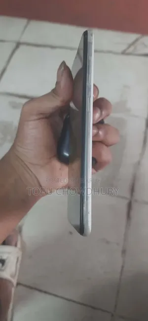 Samsung Galaxy A30 64 GB White