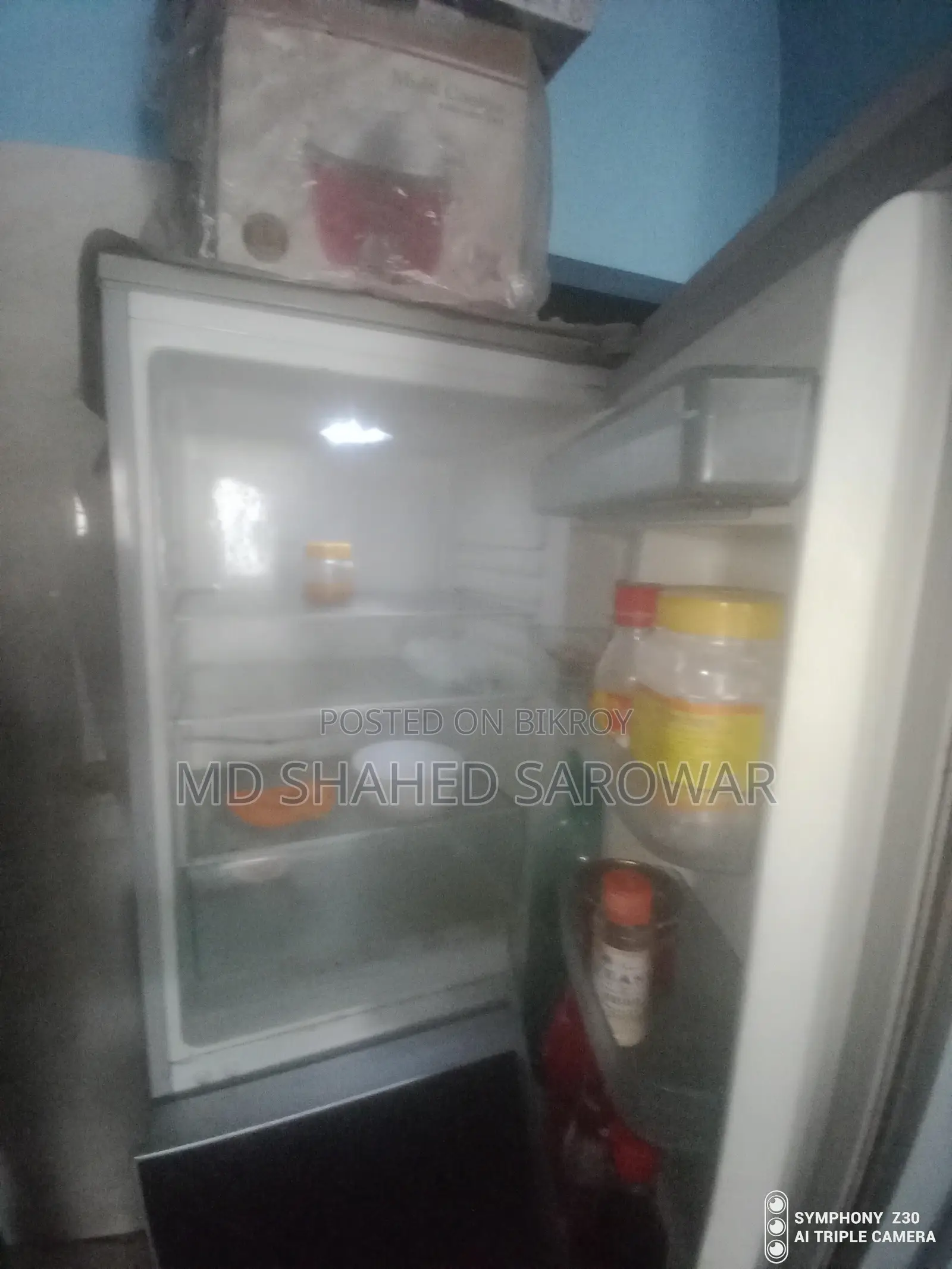 Singer Fridge for sale, super cool fresh condition