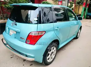 টয়োটা আইএসটি ২০০৬ সবুজ