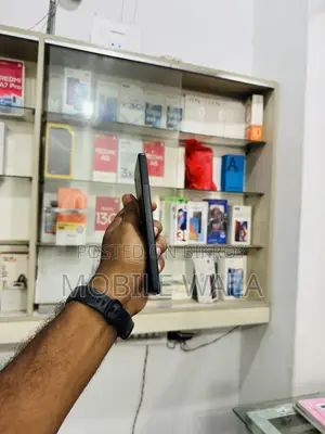 সনি এক্সপেরিয়া ১০ ৪র্থ ১২৮ জিবি কালো