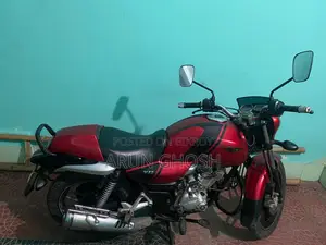 Bajaj V15 2017 Red
