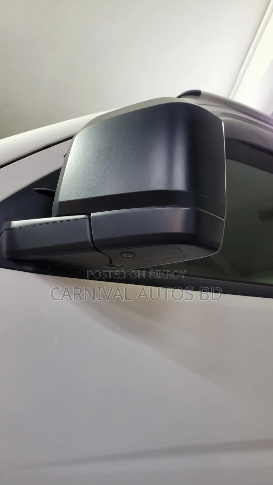 Toyota HiAce 2021 Black