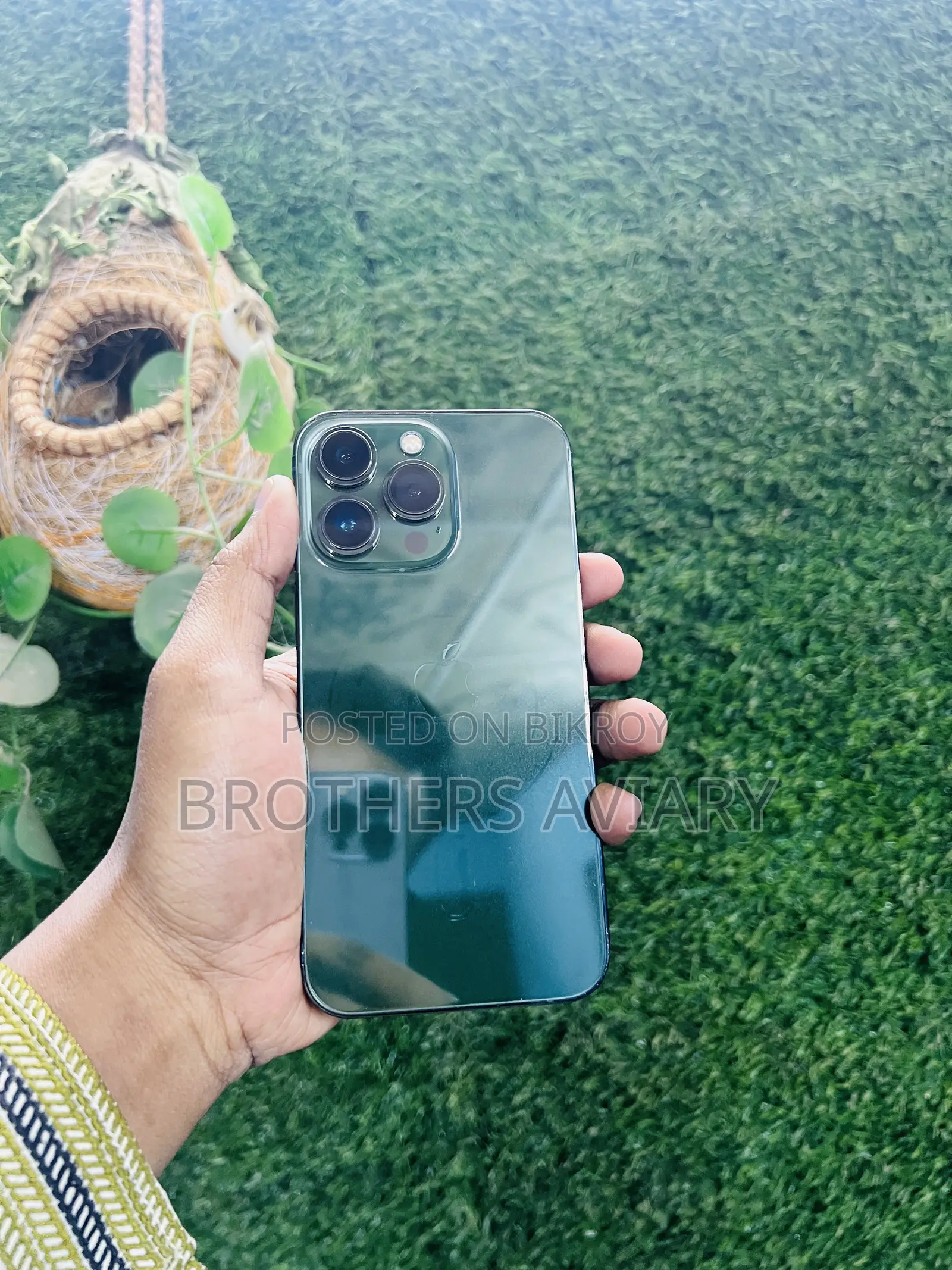 অ্যাপল আইফোন ১৩ প্রো ১২৮ জিবি গ্রিন
