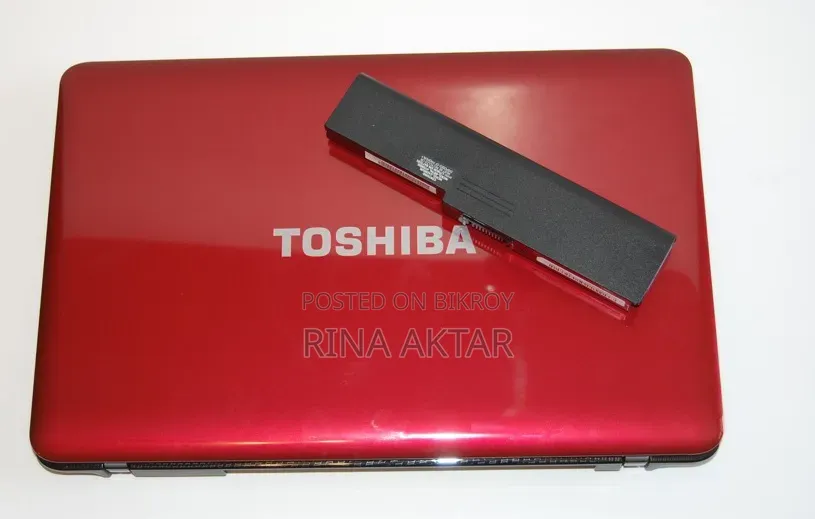Laptop Toshiba Satellite C665 2GB Intel Core i3 HDD+SSD 320GB