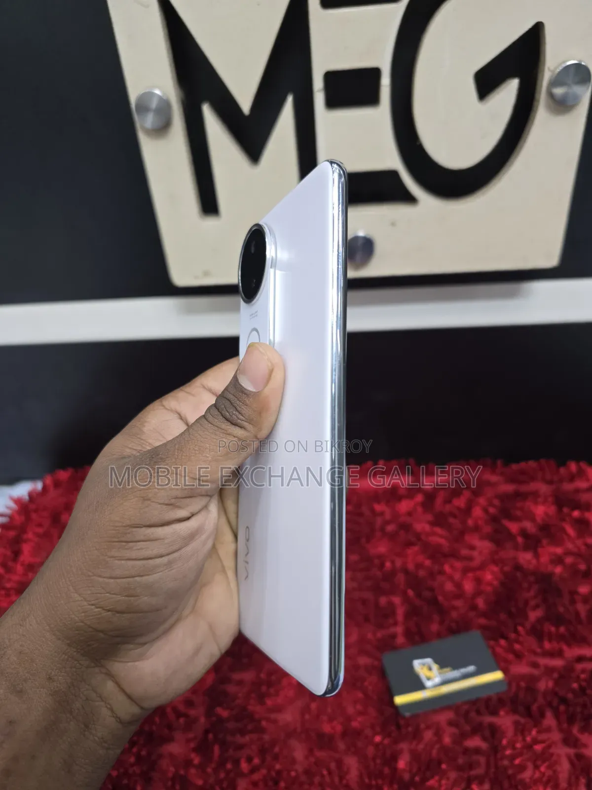 Vivo T4R 128 GB White