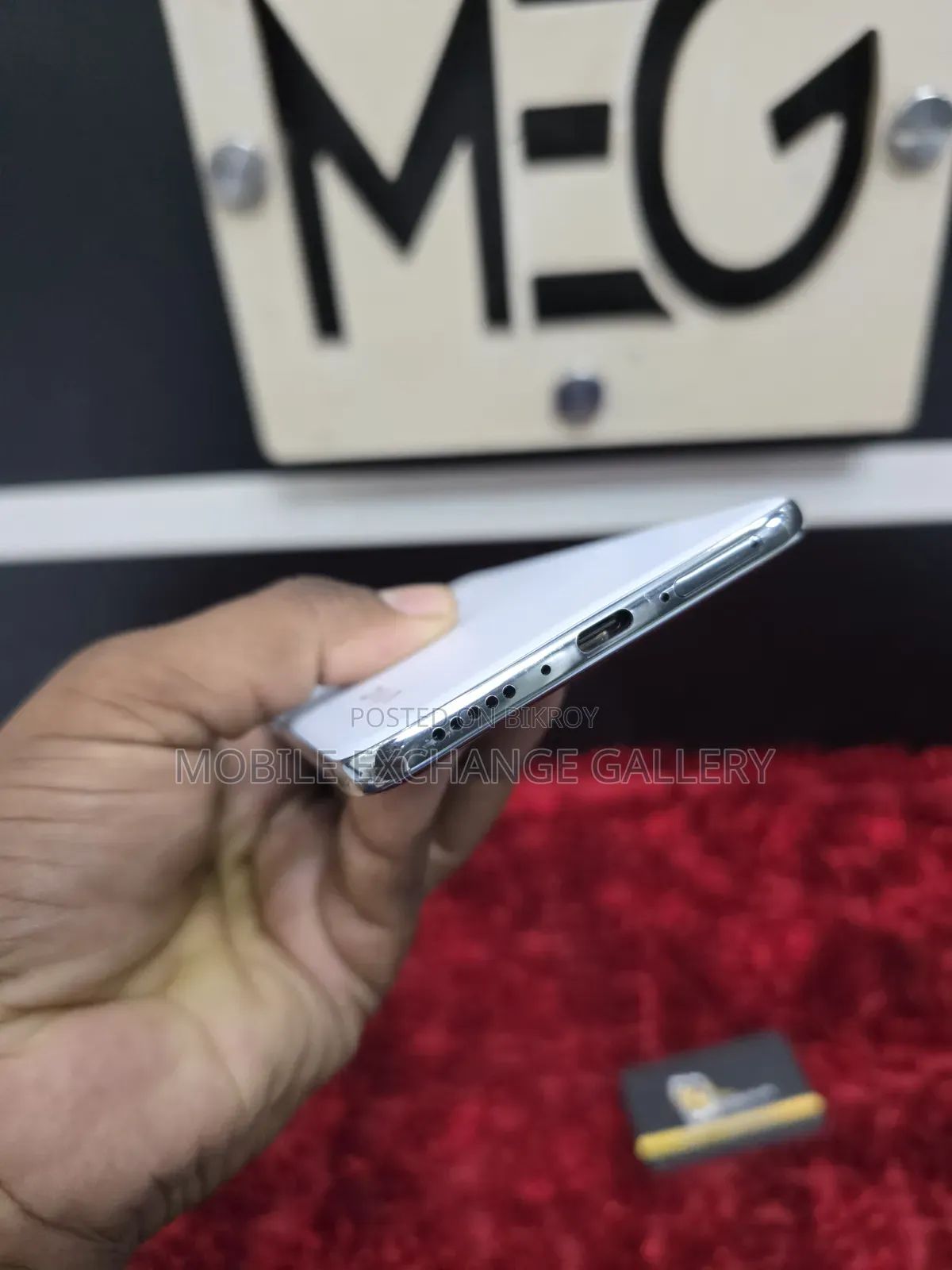 Vivo T4R 128 GB White