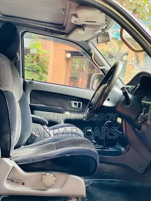 Toyota Hilux 1996 White