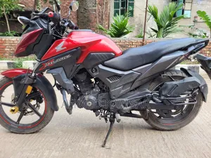 Honda X-Blade 160 2021 Red
