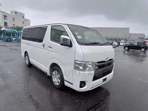 Toyota HiAce 2022 Pearl